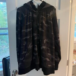 althleta triumph hoodie 3x